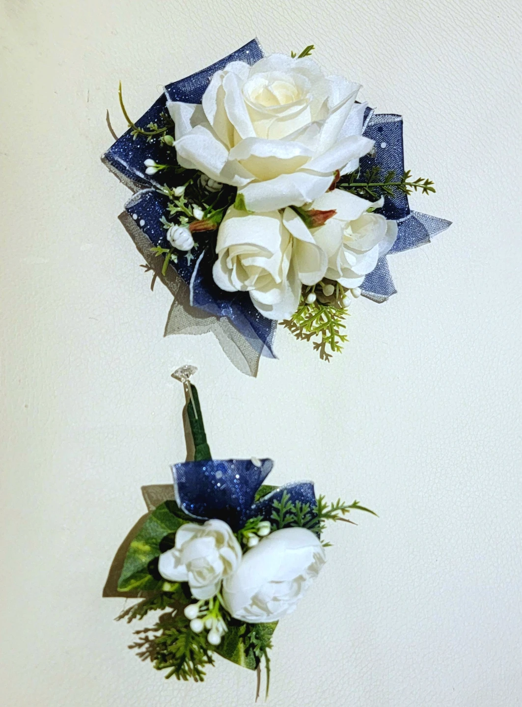 White and Blue Rose Boutonniere and Corsage Sets - photo 3