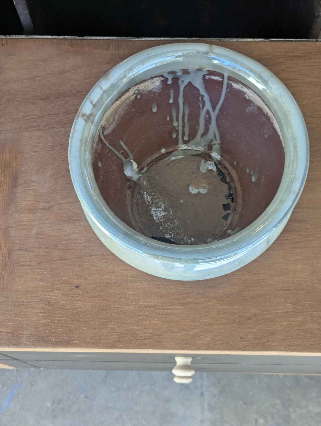 Silver Colored Clay Outdoor Flower Pot - photo 2