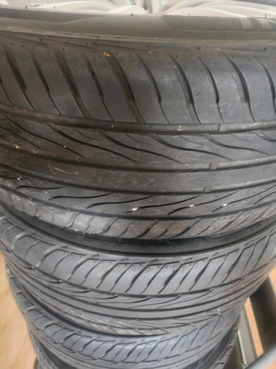 Infiniti Alloy Wheel and Tire Set - photo 2