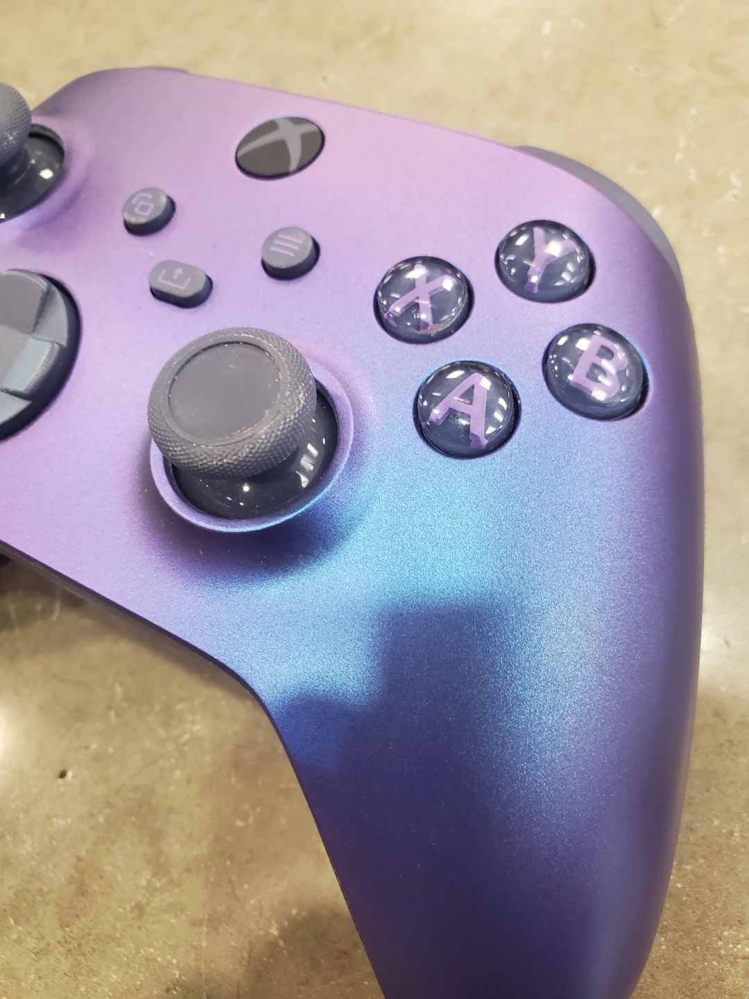 Xbox Wireless Controller - Purple Swirl Edition - photo 3