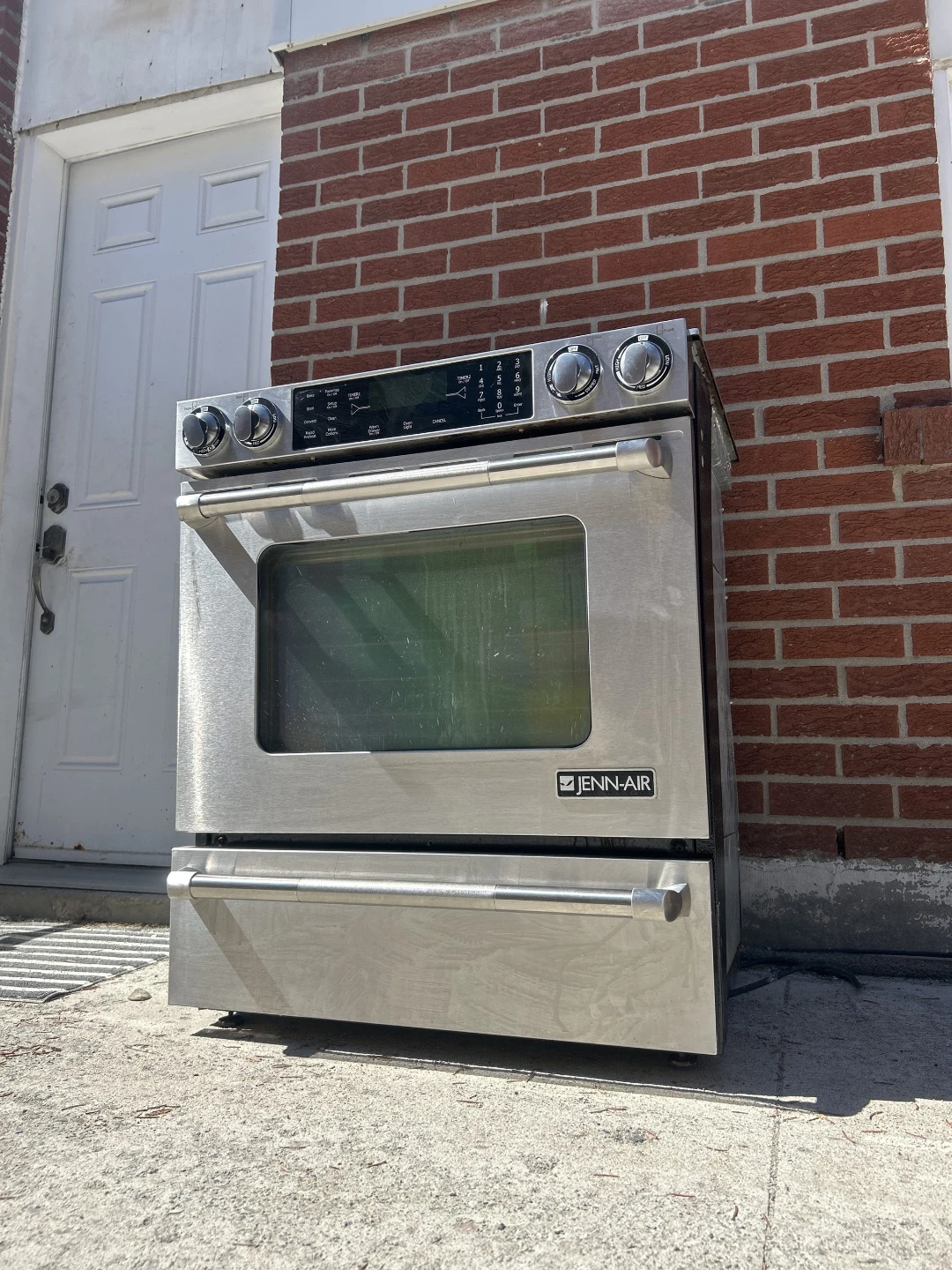 Jenn-Air Gas Range - photo 5