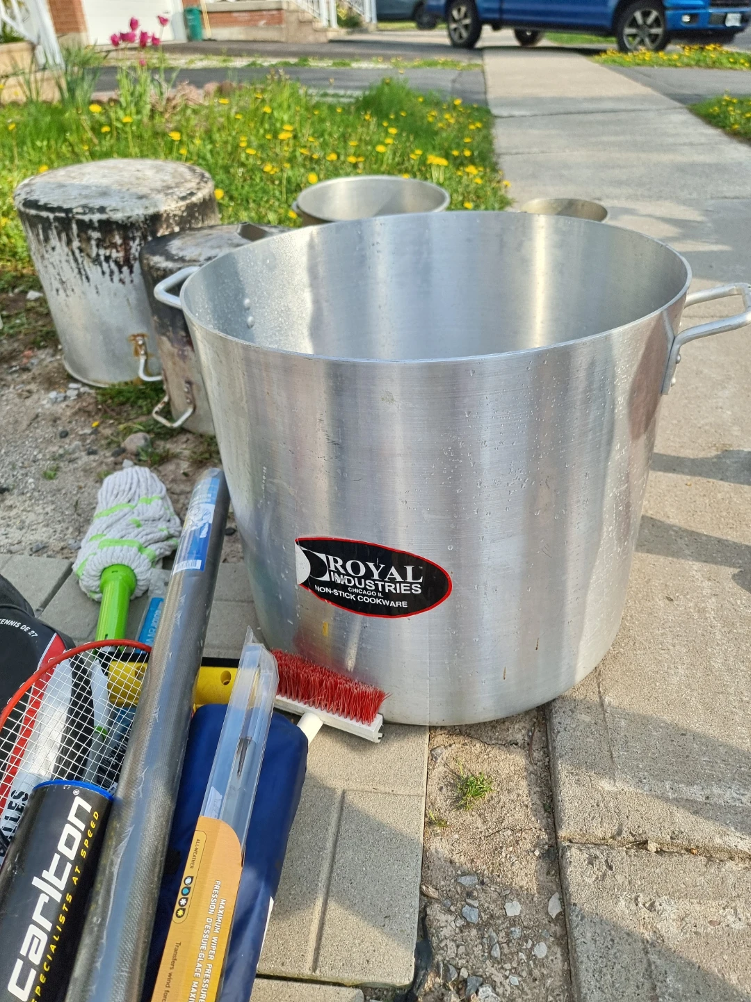 Royal Industries Non-Stick Cookware Stock Pot - photo 2
