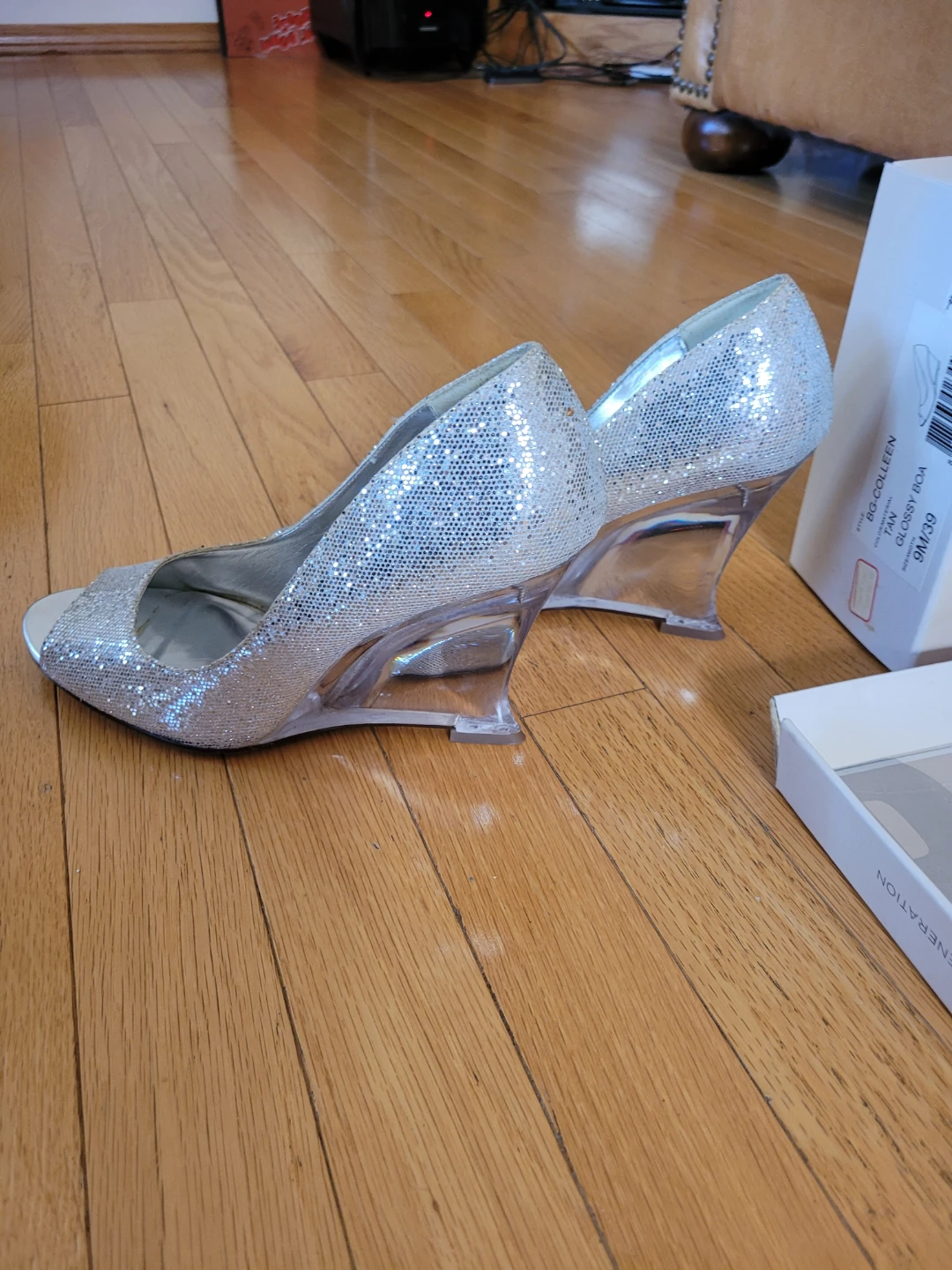 Betsey Johnson BG-COLLEEN Women's Wedge Heels