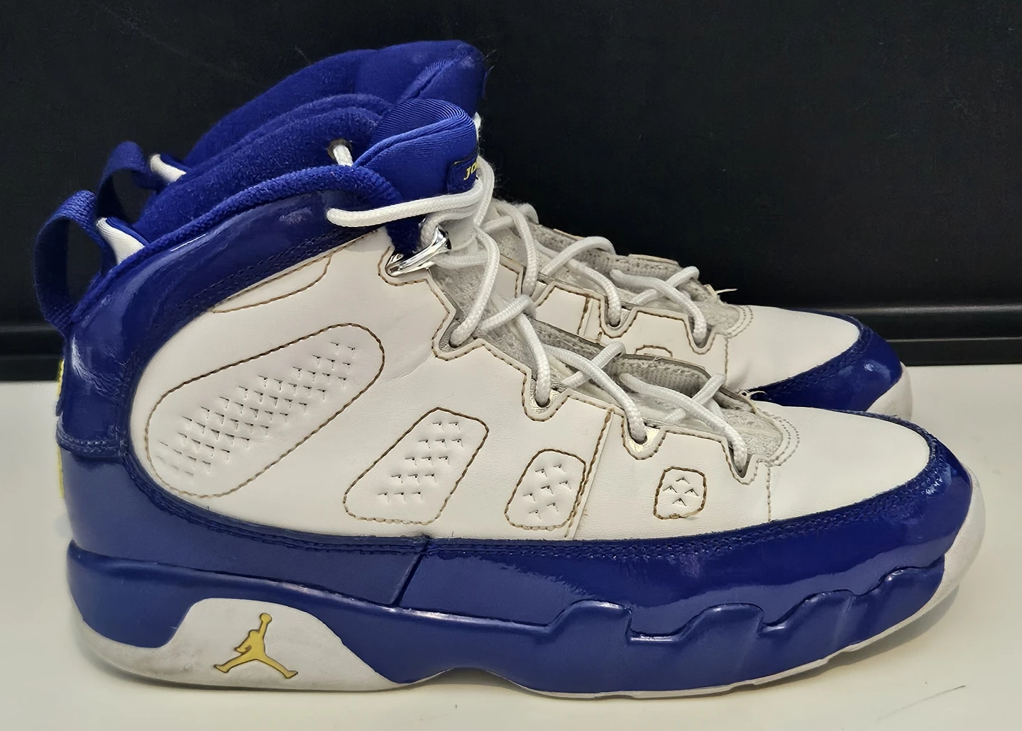 Air Jordan 9 Retro Kobe Bryant PE - photo 4