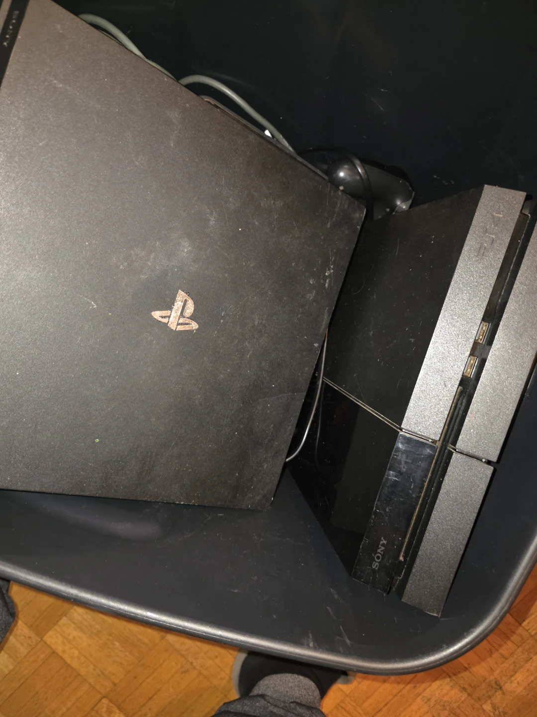 Xbox 360 and PlayStation Consoles. Video game collection - photo 2