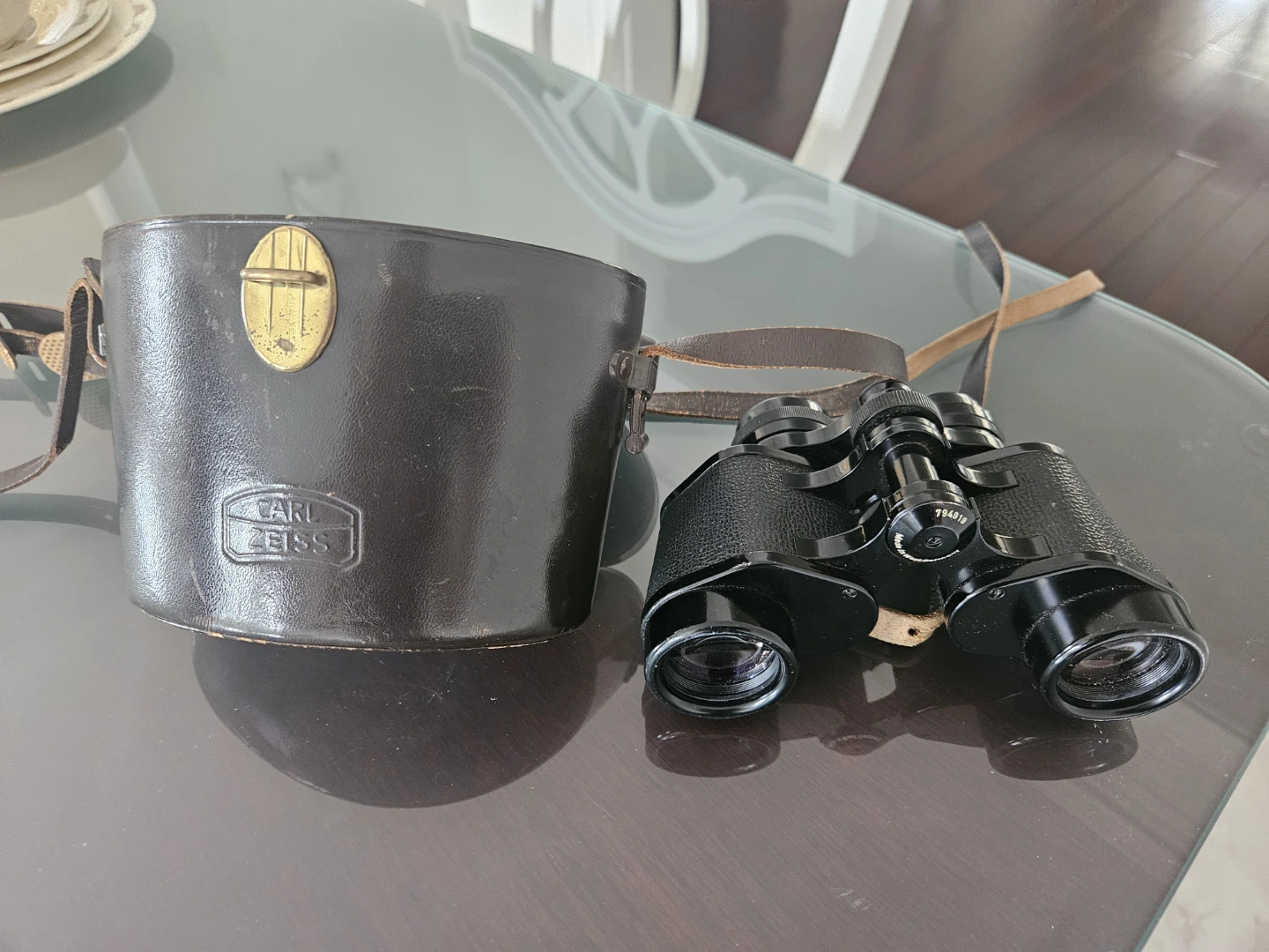 Vintage Carl Zeiss Binoculars with Leather Case - photo 3