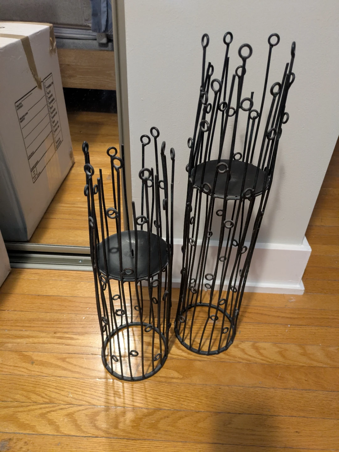 Set of 2 Metal Candle Holders