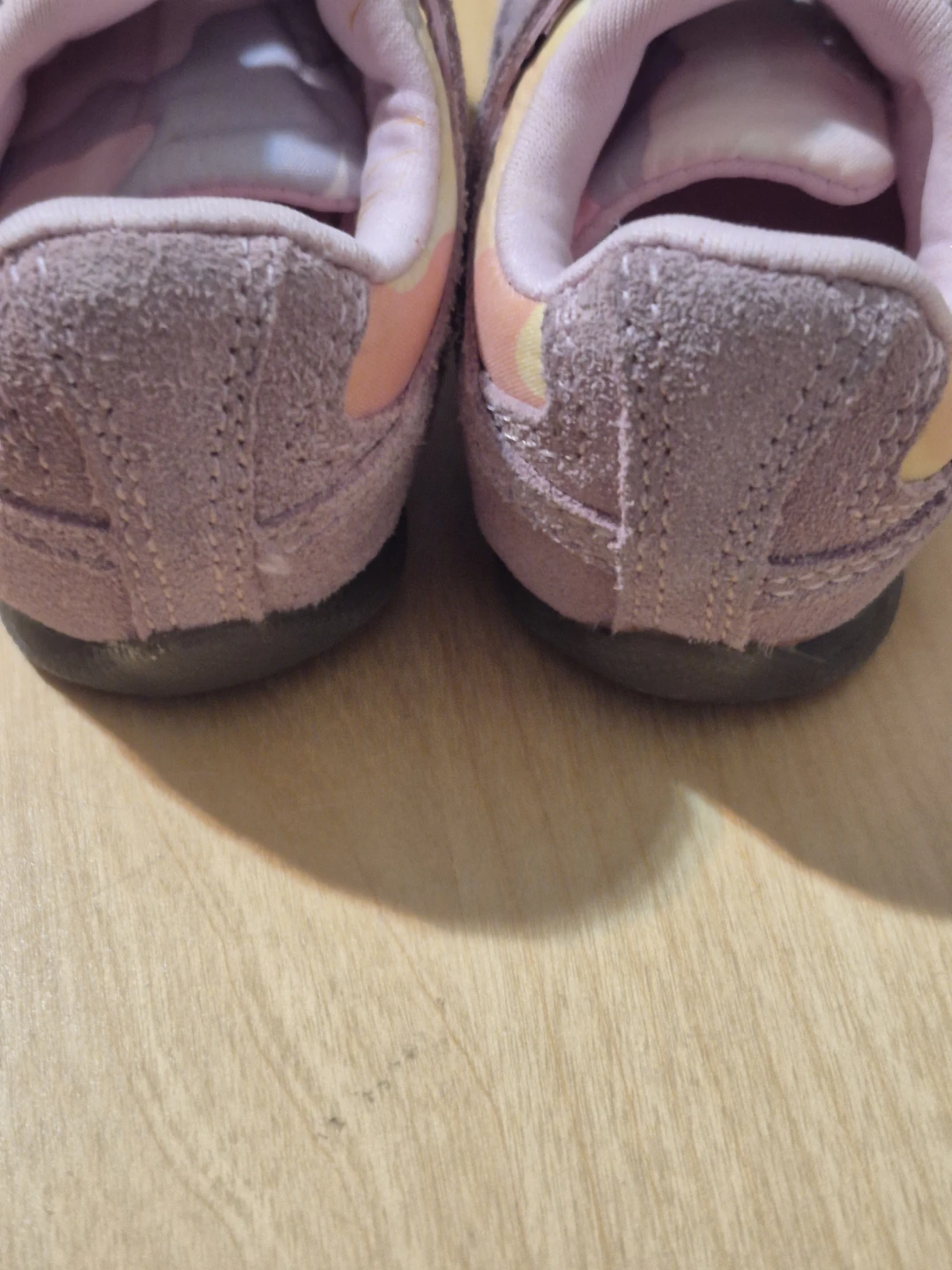 BN)Children's Pink and Purple Sneakers - Size 2 - photo 3