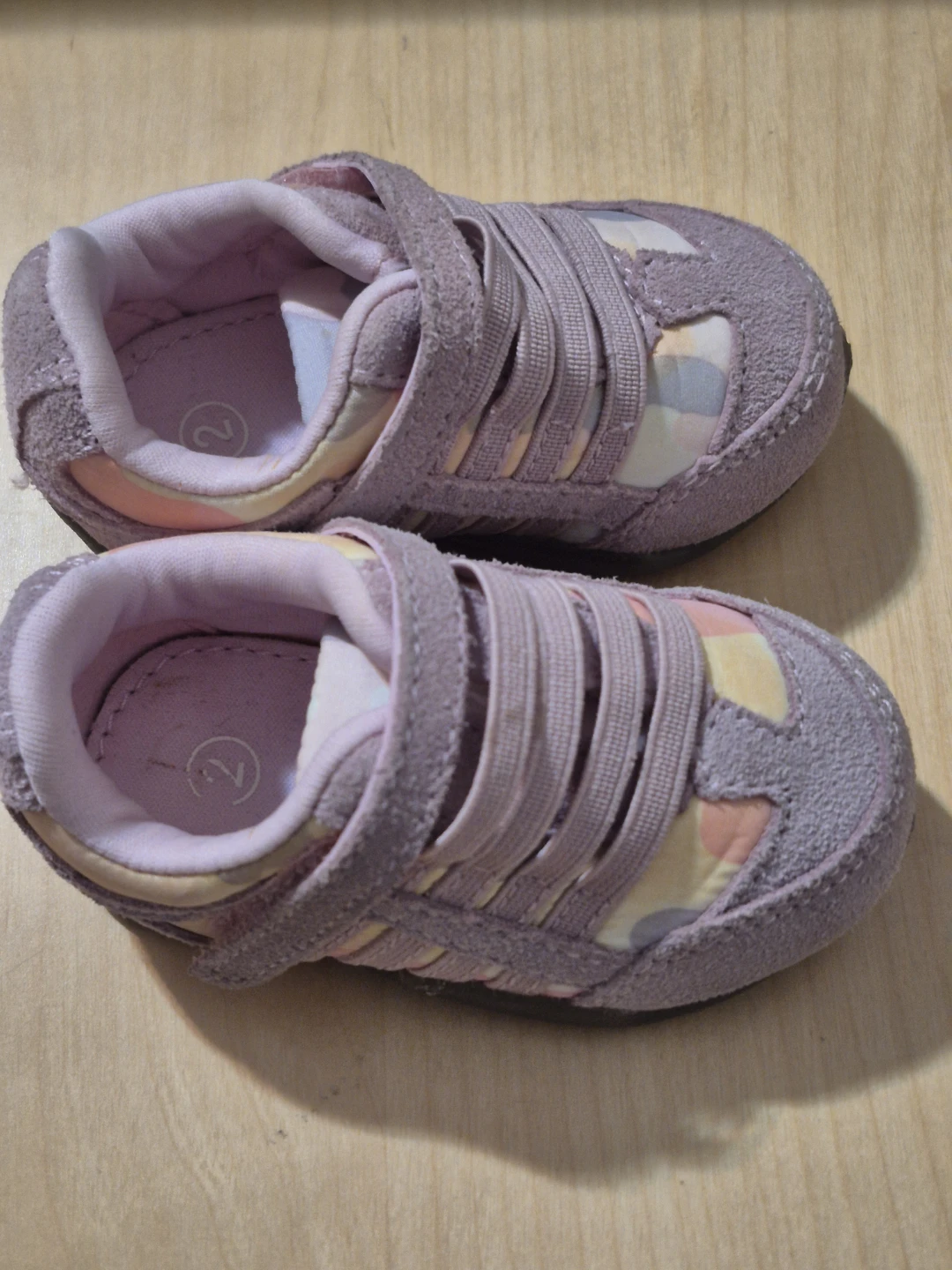 BN)Children's Pink and Purple Sneakers - Size 2 - photo 4