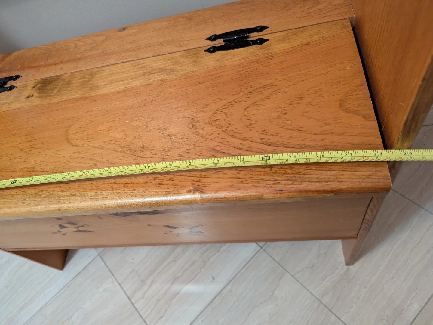 Wooden storage bench with duck motif - photo 3