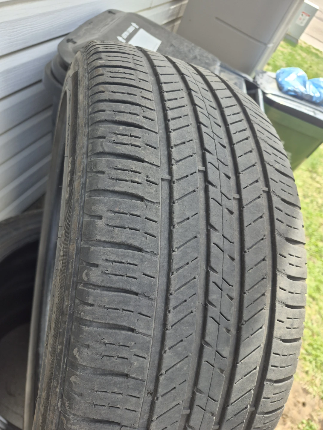 245/45r19 Set of 4 All-Season Tires - photo 3