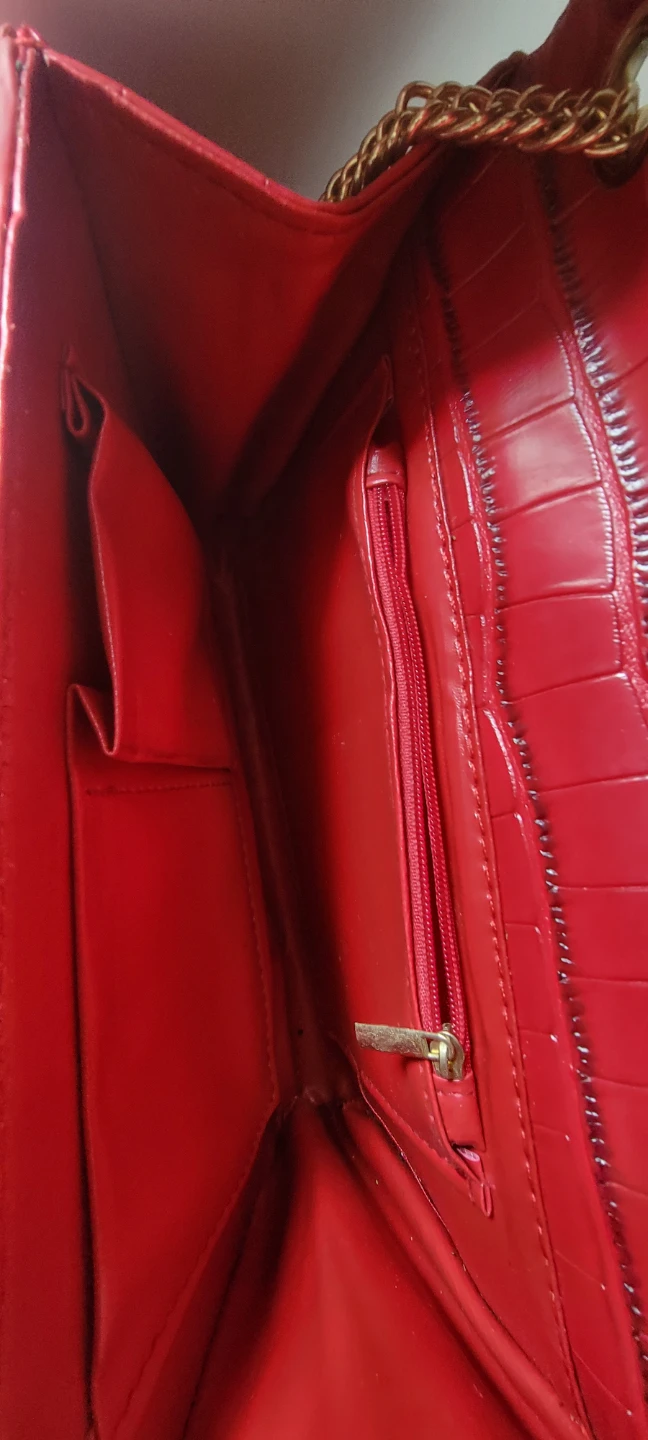 Red Croc Embossed Chain Shoulder Bag - photo 4