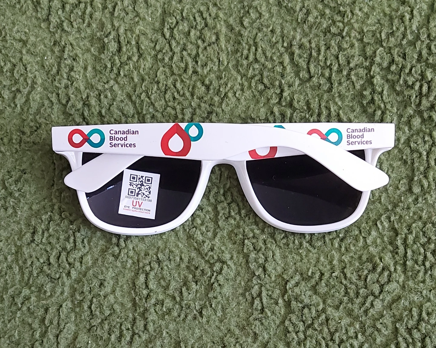 Canadian Blood Services Promotional Sunglasses - photo 2