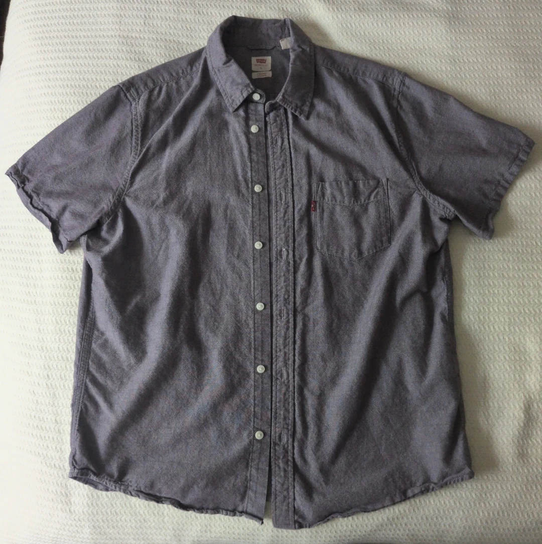 Levi's Short Sleeve Button-Up Shirt