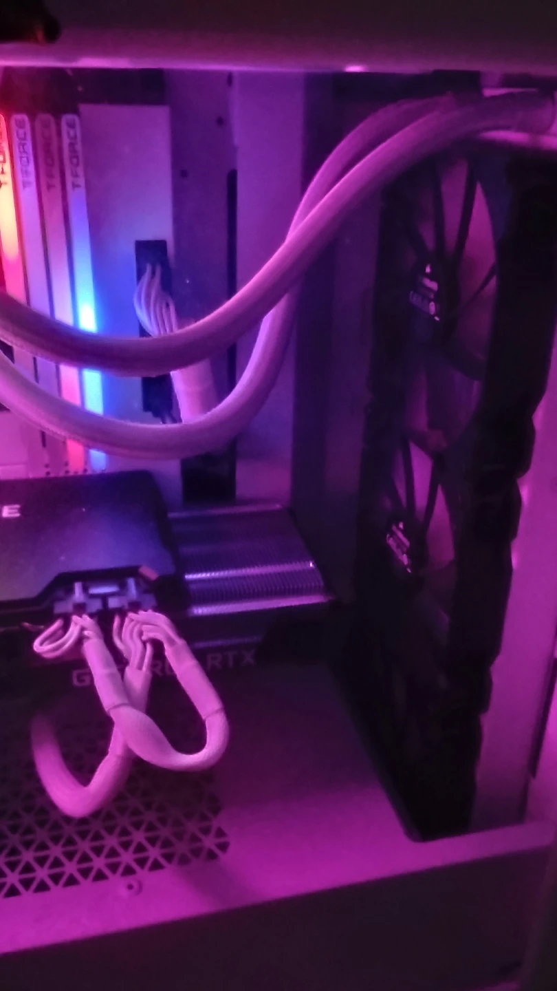 Custom Gaming PC - RTX 3070, i5-13600K, 32GB RAM - photo 2
