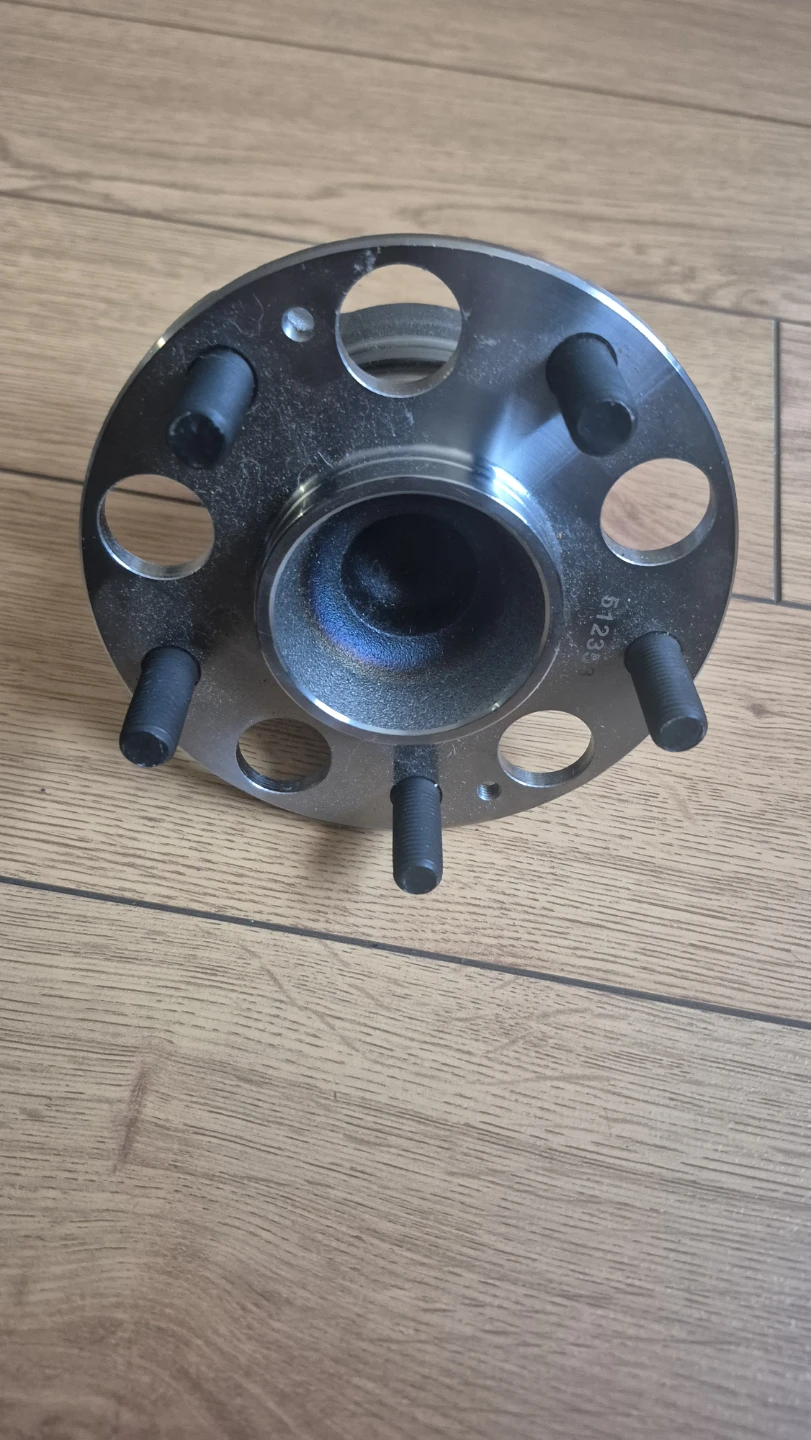 Wheel Hub Assembly - photo 3