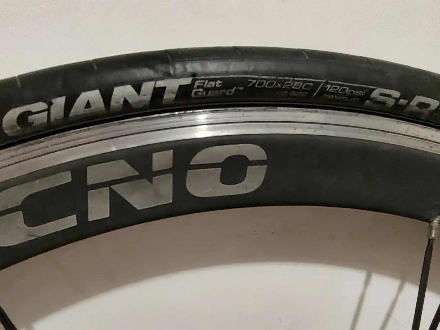Gipiemme 715 rear Wheel with Giant Tire, 9spd Cassette - photo 4