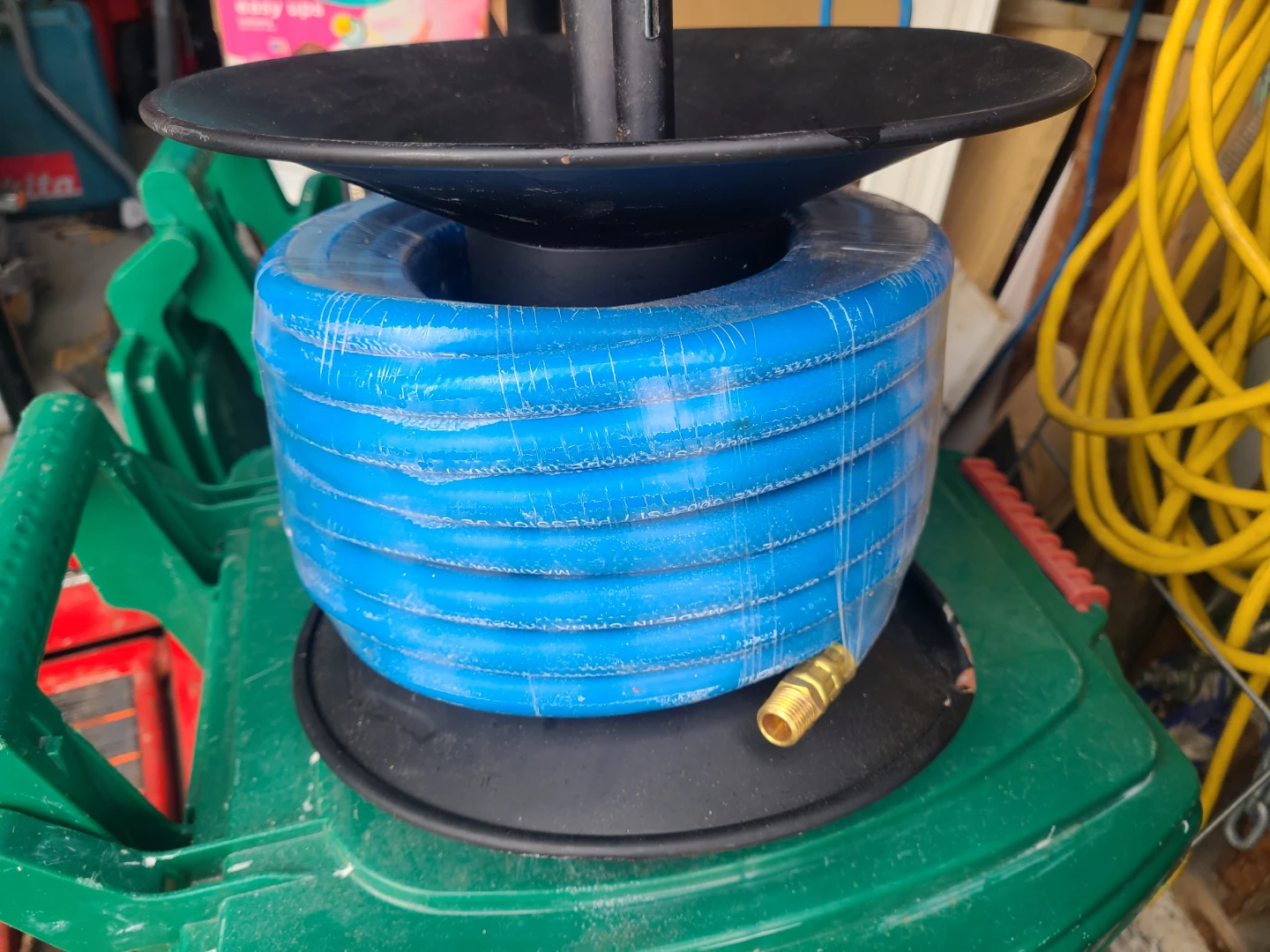 Mastercraft Manual Air Hose Reel & Hose