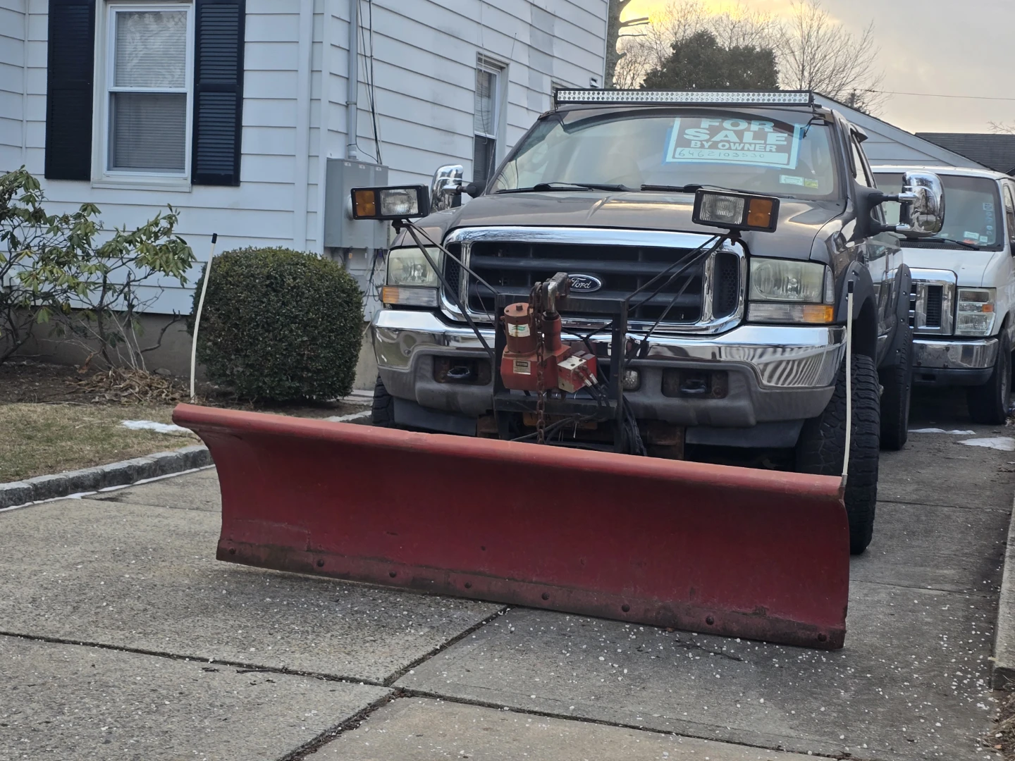 Ford F-Series Plow and Spreader Truck