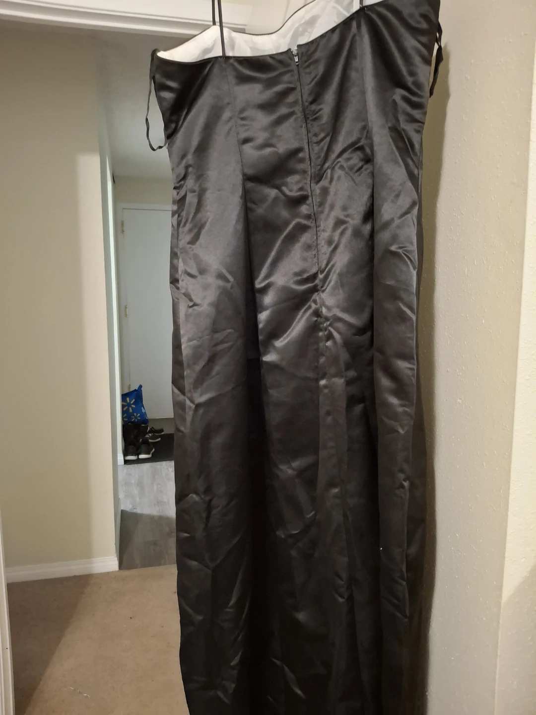 Black & White Satin Gown with Rhinestone Detail - photo 2