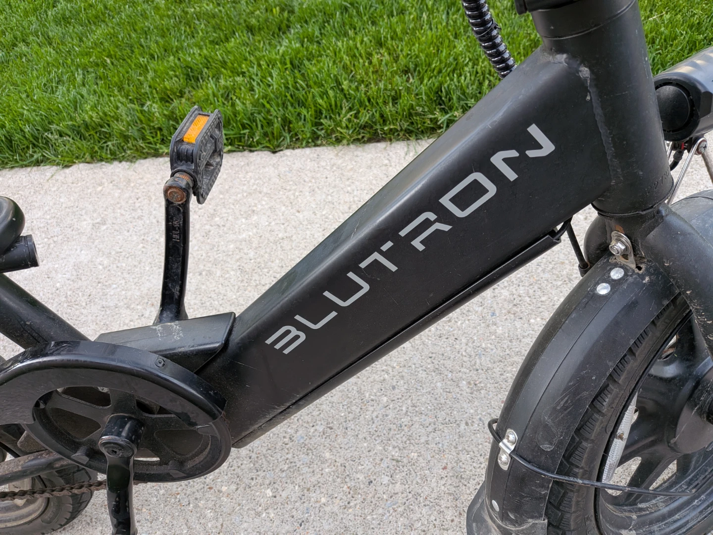 Blutron Electric Bike - photo 4
