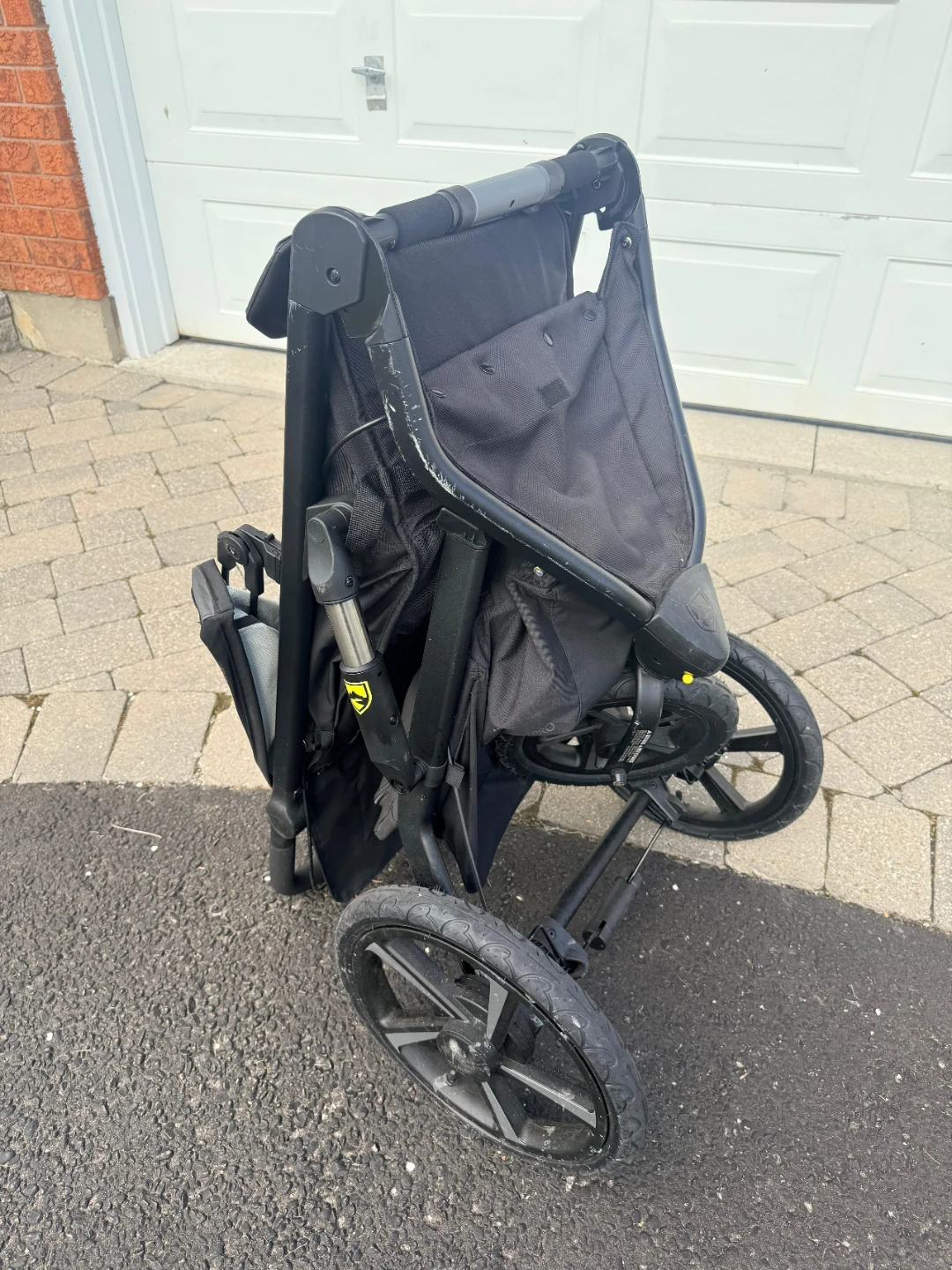 BOB Revolution SE Jogging Stroller - photo 4