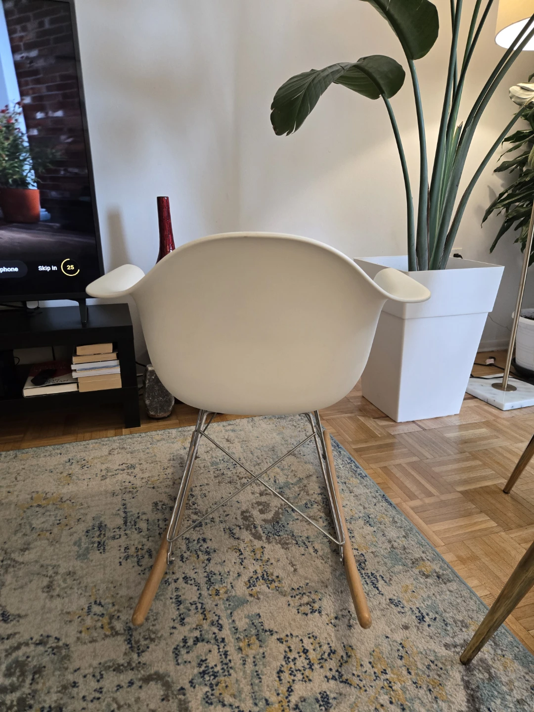 White Rocker Chair with Wood and Metal Base - photo 3