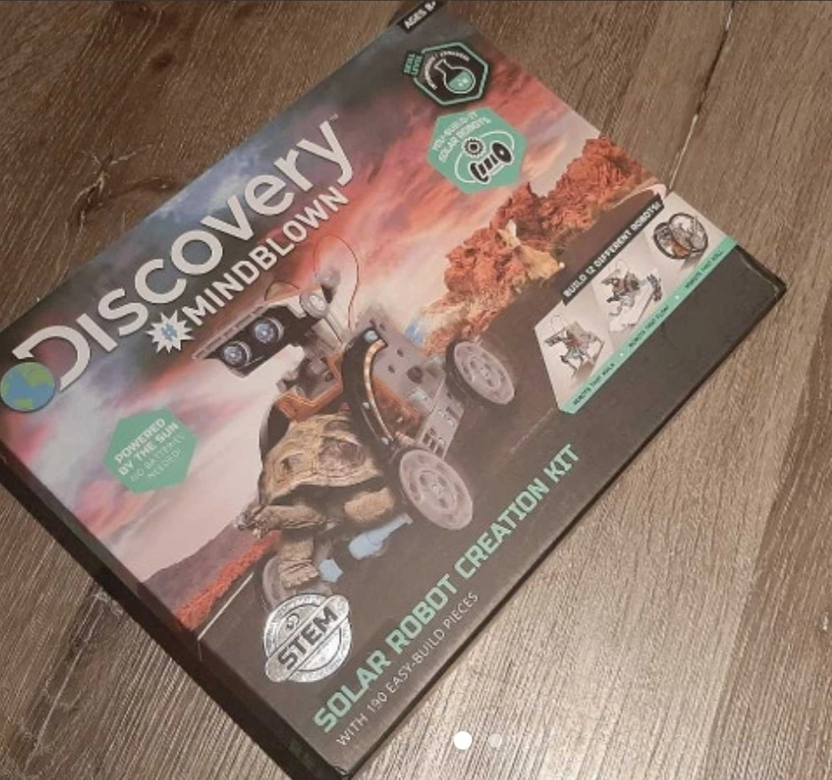 Discovery Mindblown Solar Robot Creation Kit