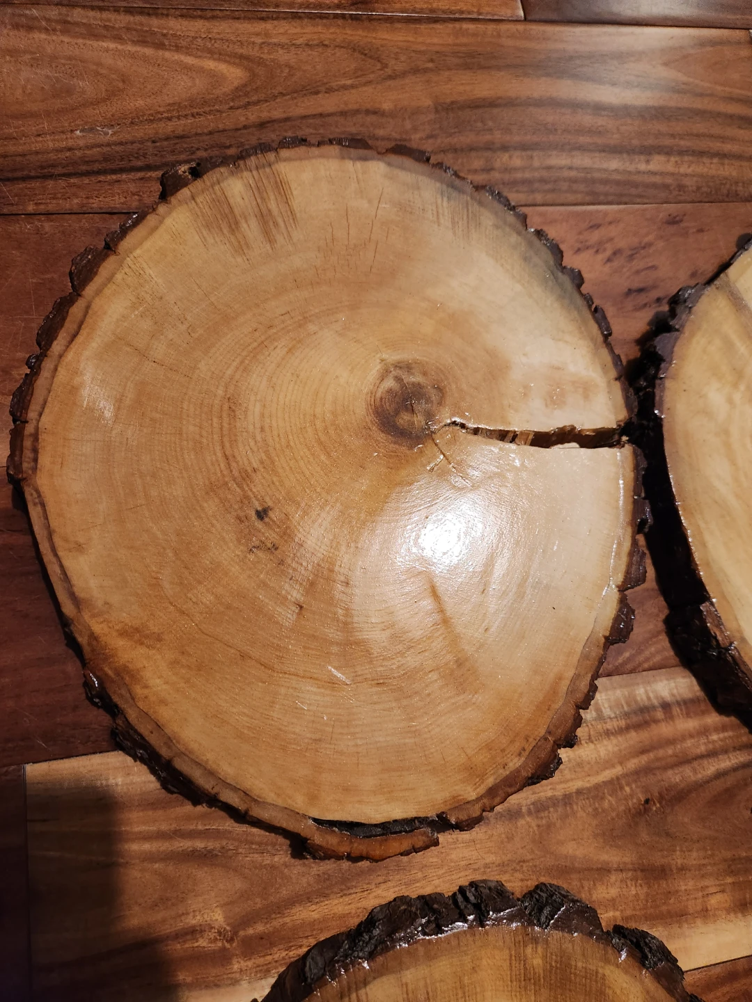 Wood Slices / Log Rounds / Tree Cookie Centrepieces - photo 2