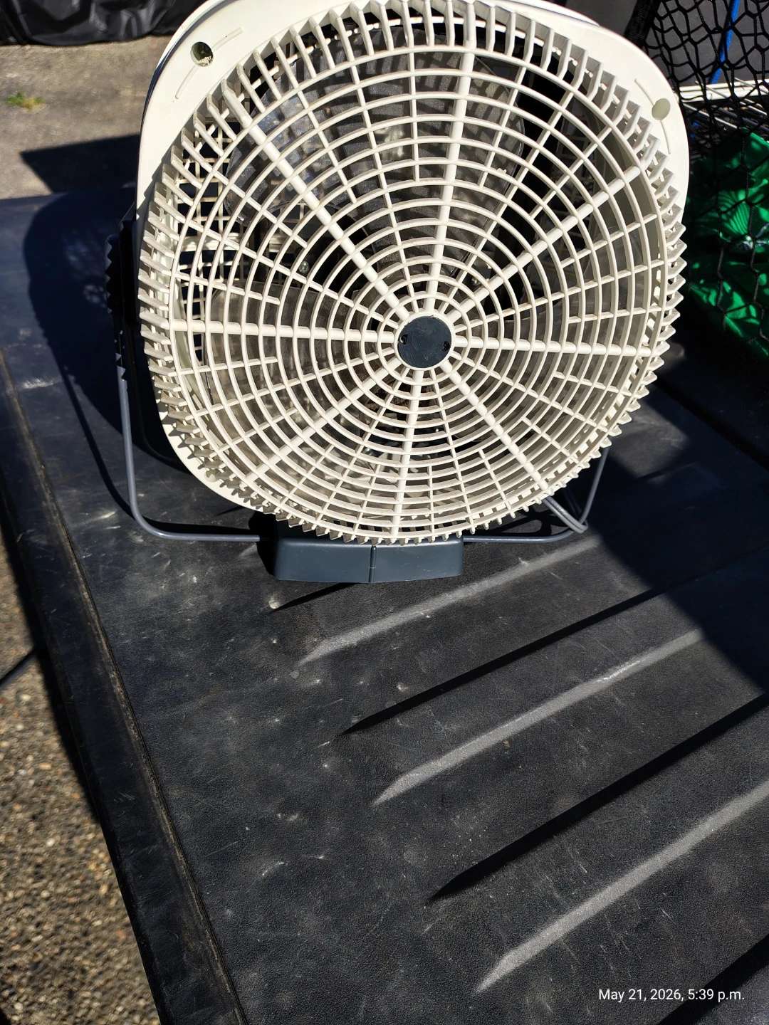 SeeBreeze Portable Fan with Oscillating Fins - photo 4