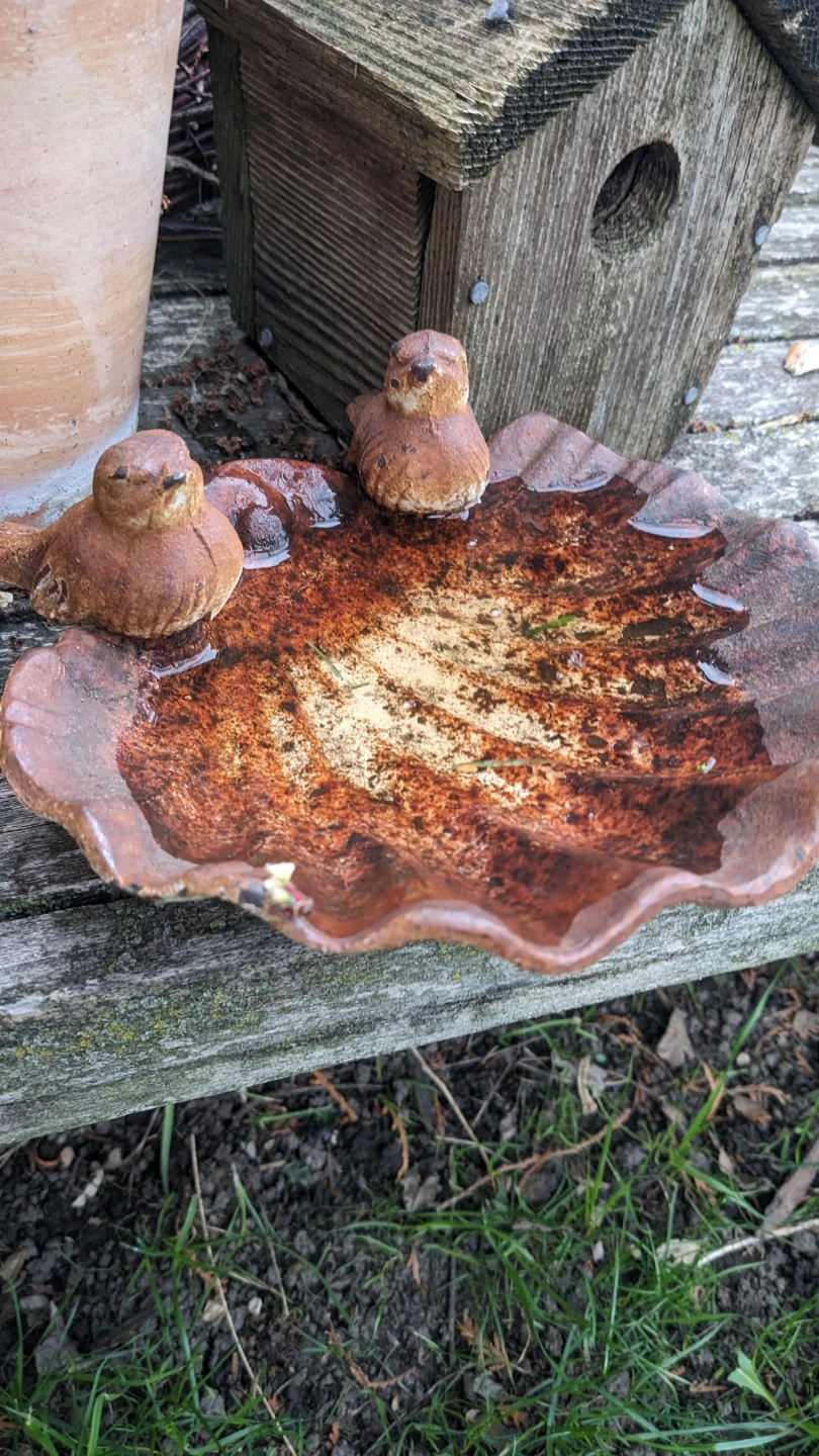 Old Heavy Steel Bird Bath Vintage Rustic Decor - photo 4