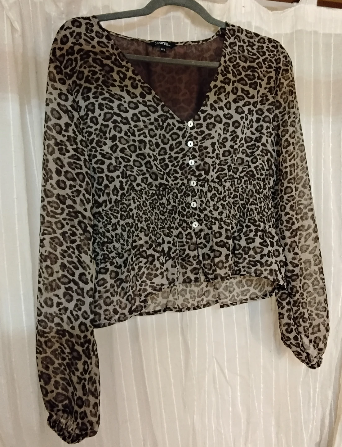 Leopard Print Chiffon Blouse m