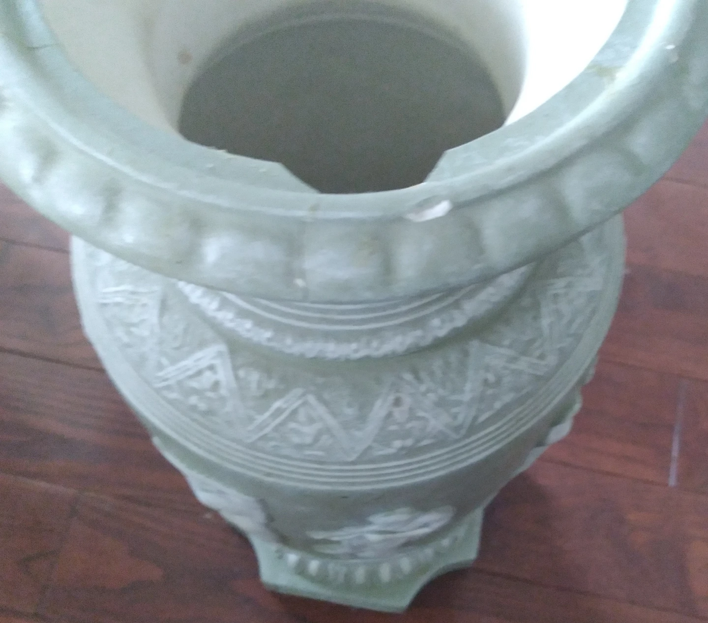 Decorative Pedestal Urn Vase - photo 3