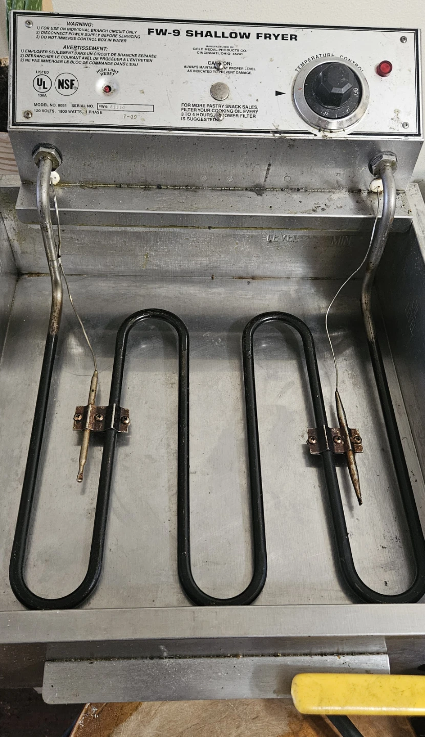FUNNEL CAKE FRYER - Gold Medal FW-9 Shallow Fryer - photo 3