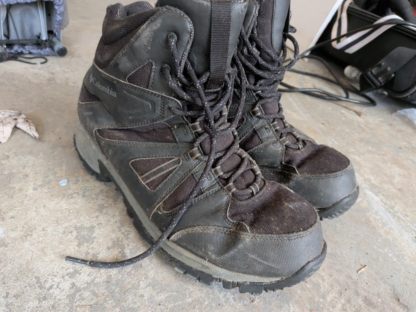 Columbia Men's Hiking Boots Size 13