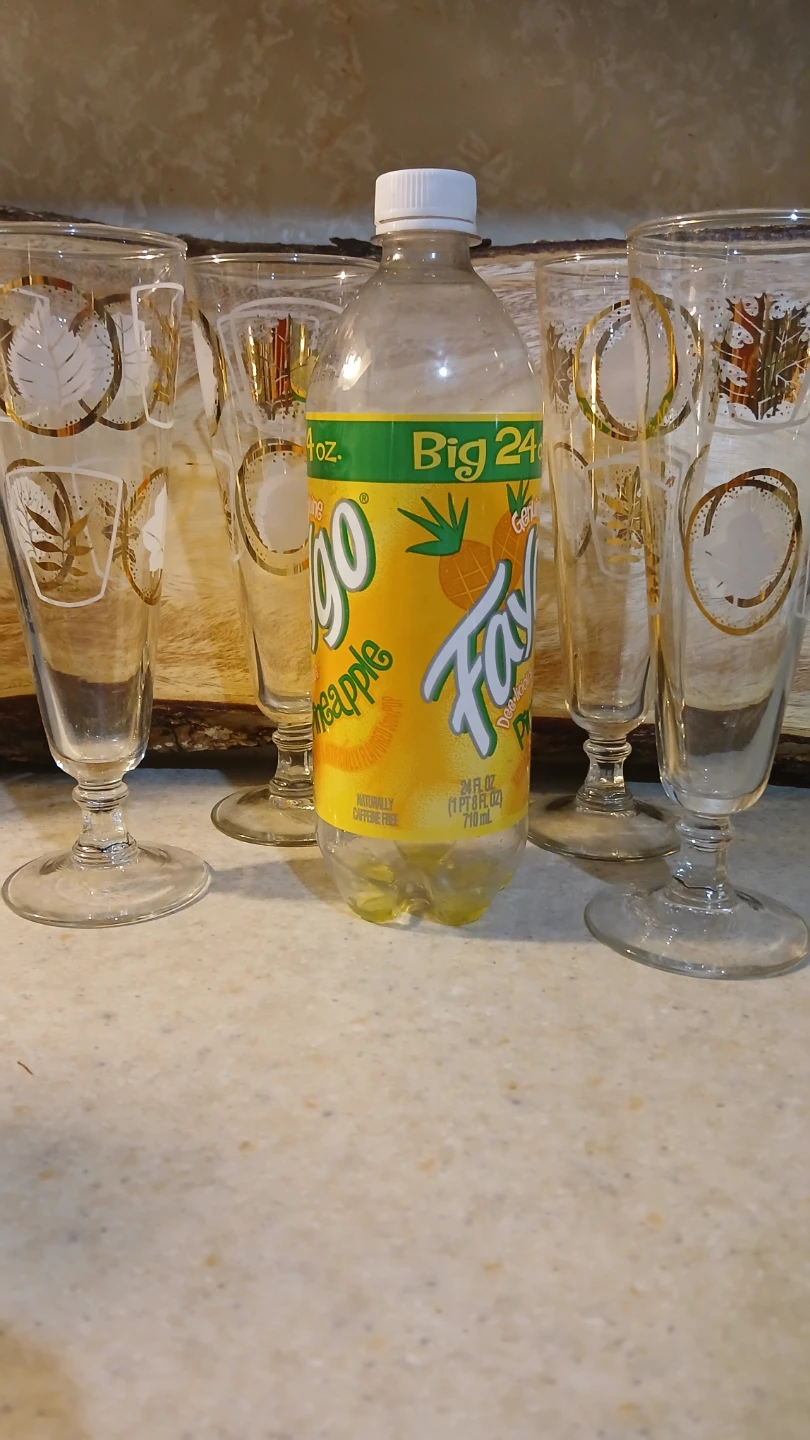 Collection of 4 glasses for $5.00 - photo 3