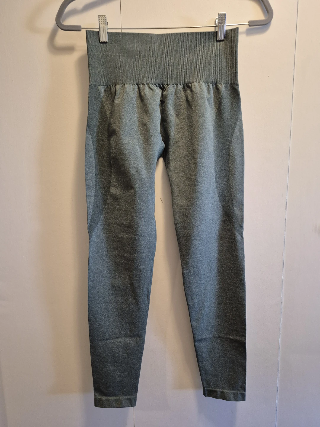 NVGTN Seamless Leggings - Green and Blue