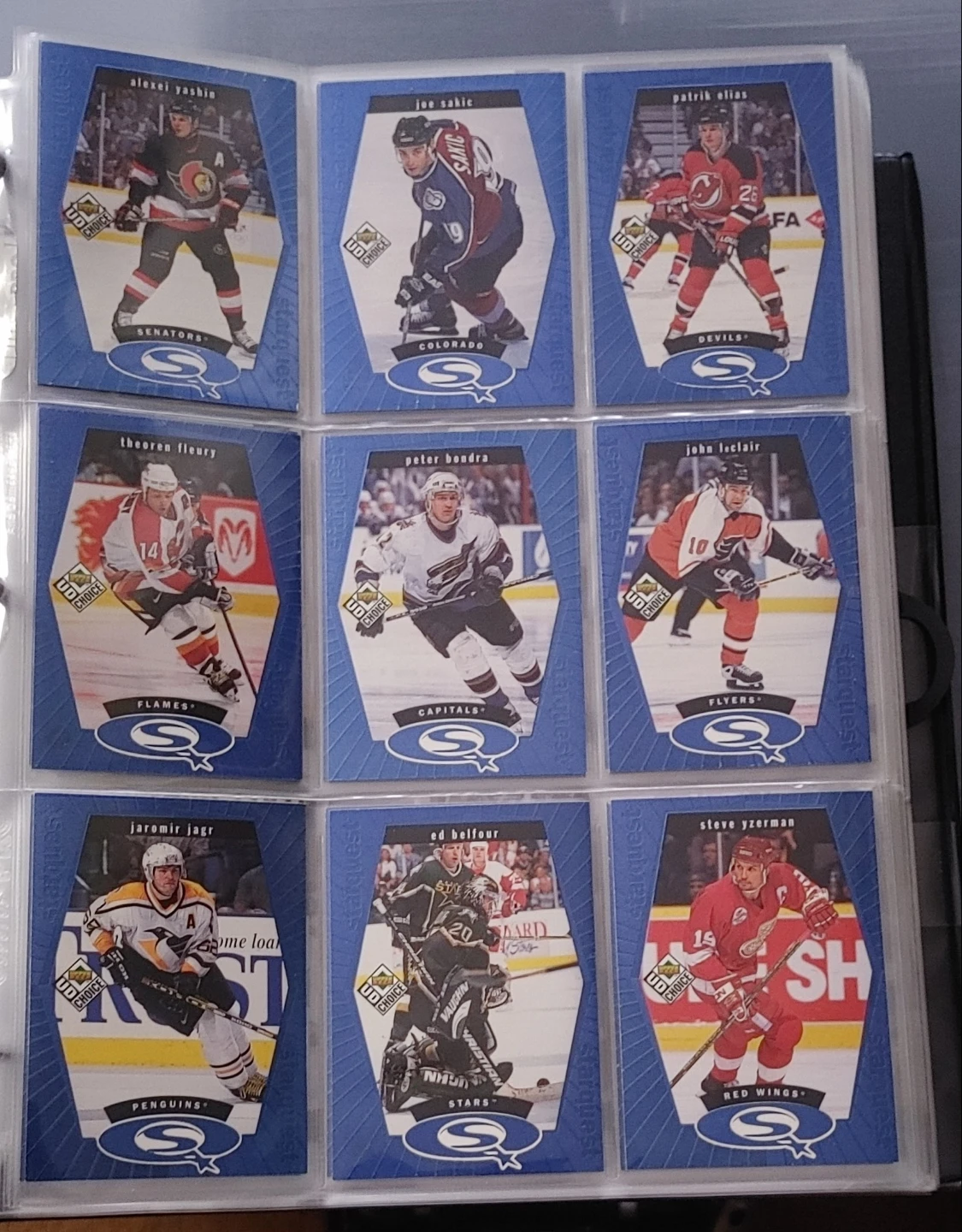 HOCKEY COLLECTIBLES - photo 2