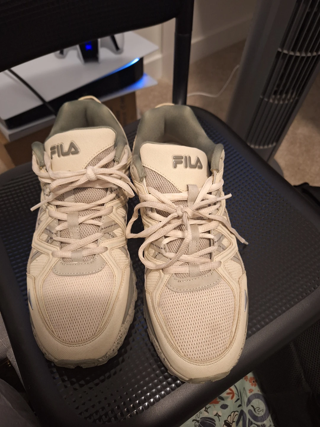 Fila and Air Jordan Shoes - photo 2