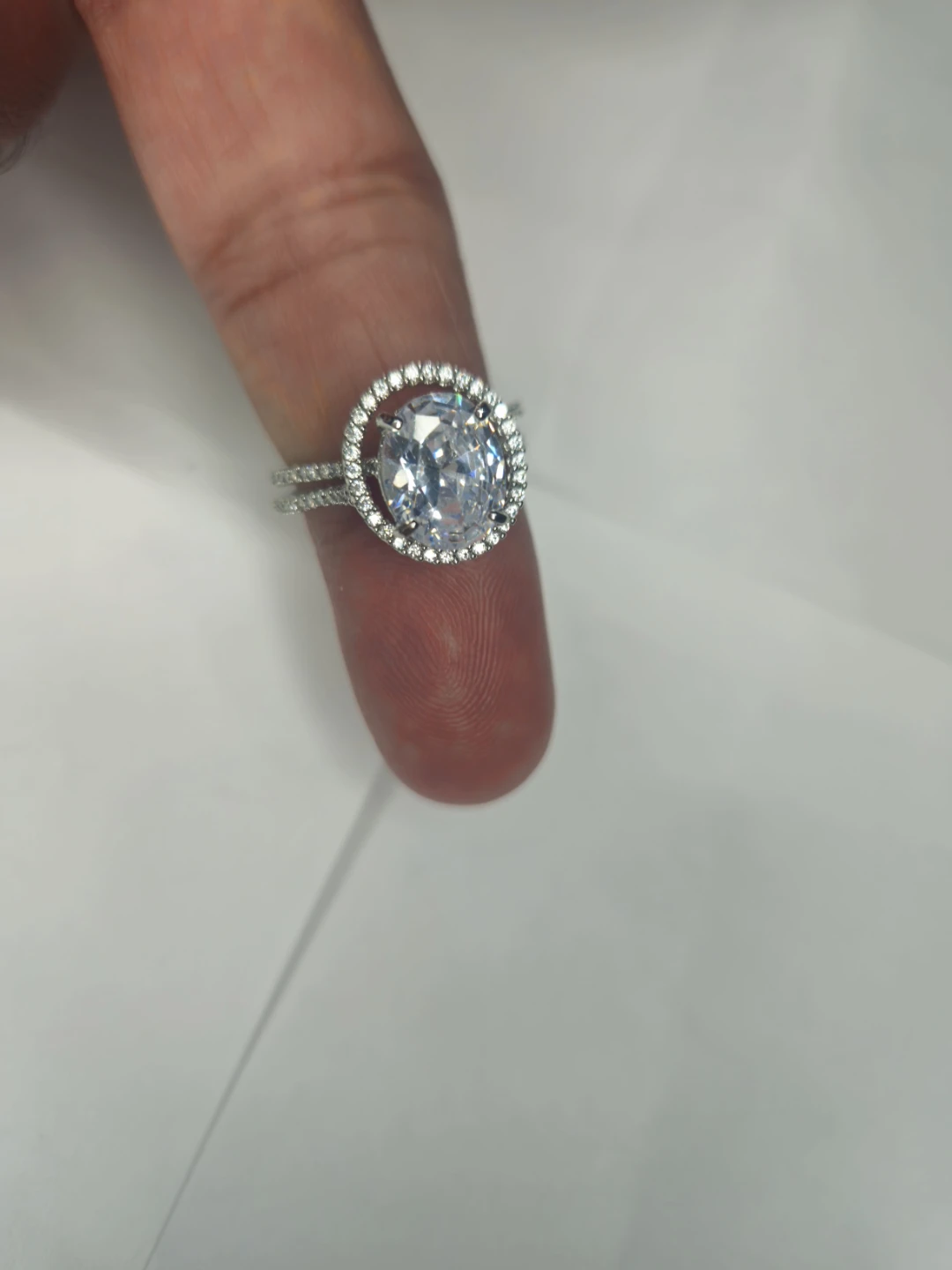 Sparkling Halo and Circle Ring  ad stone