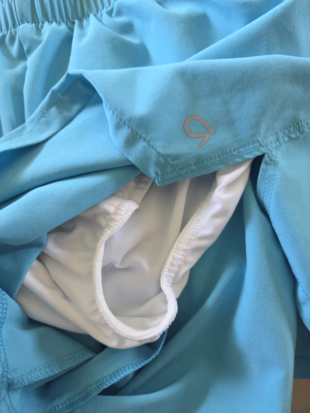 Gap Athletic Shorts - Women's Size Medium - Teal Blue - photo 3