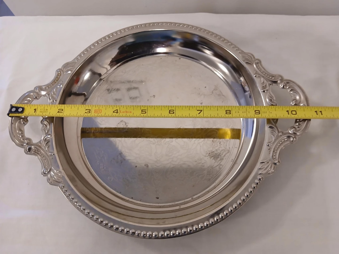 6 Silver Coasters and tray with Embossed pattern. Pick up only. - photo 4