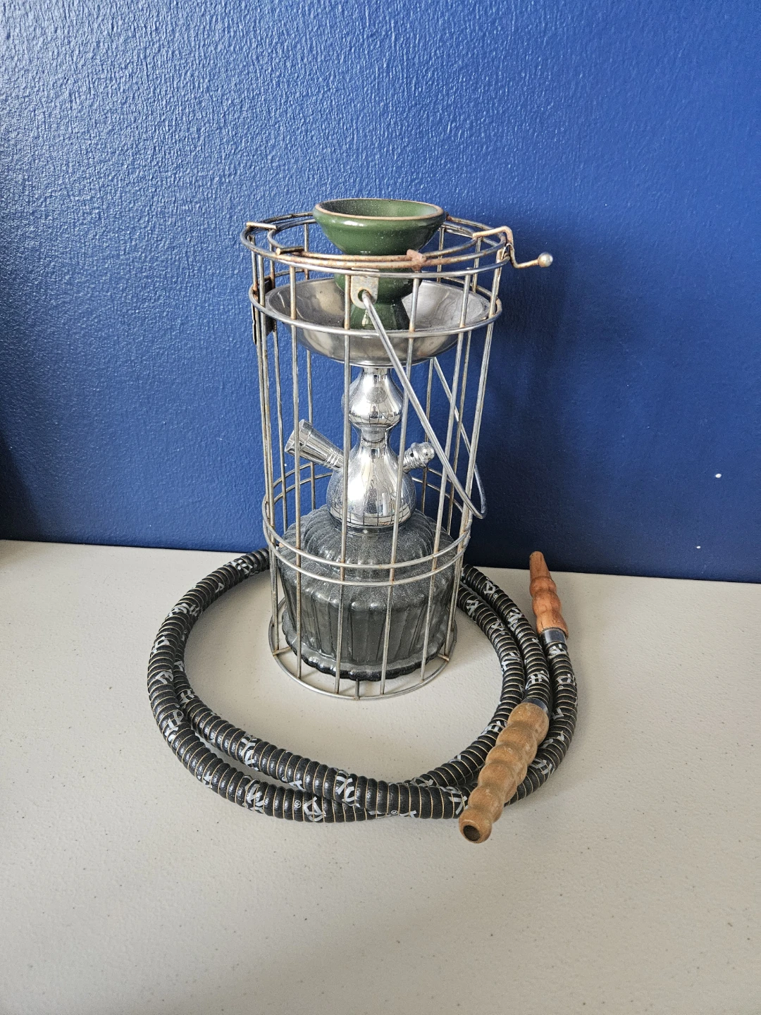 Hookah with Cage and Hose
