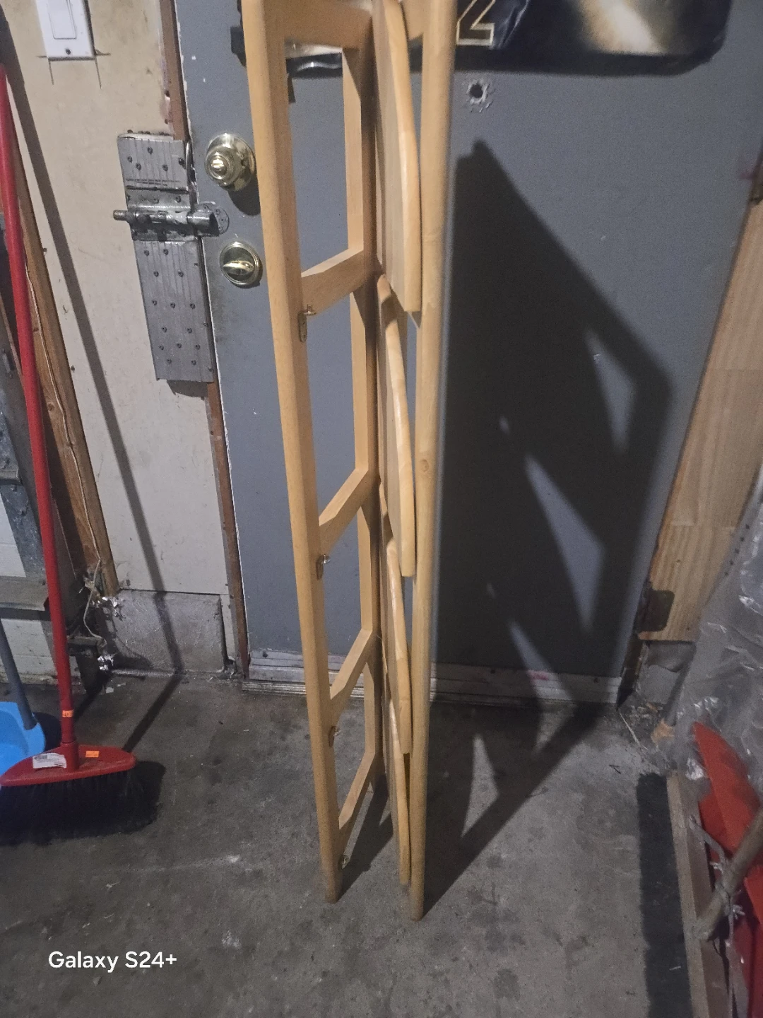 Wooden Corner Shelf Unit - photo 4