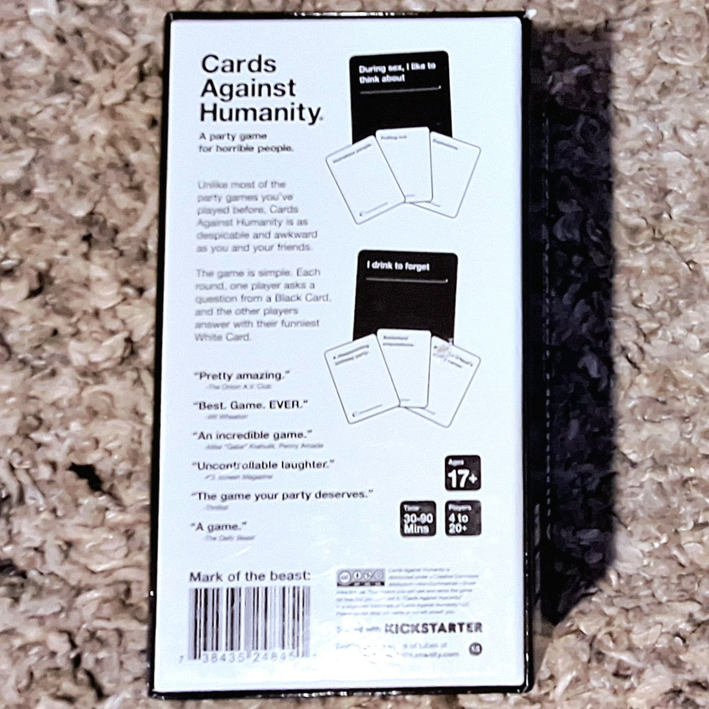 Cards Against Humanity - card game like new - photo 4