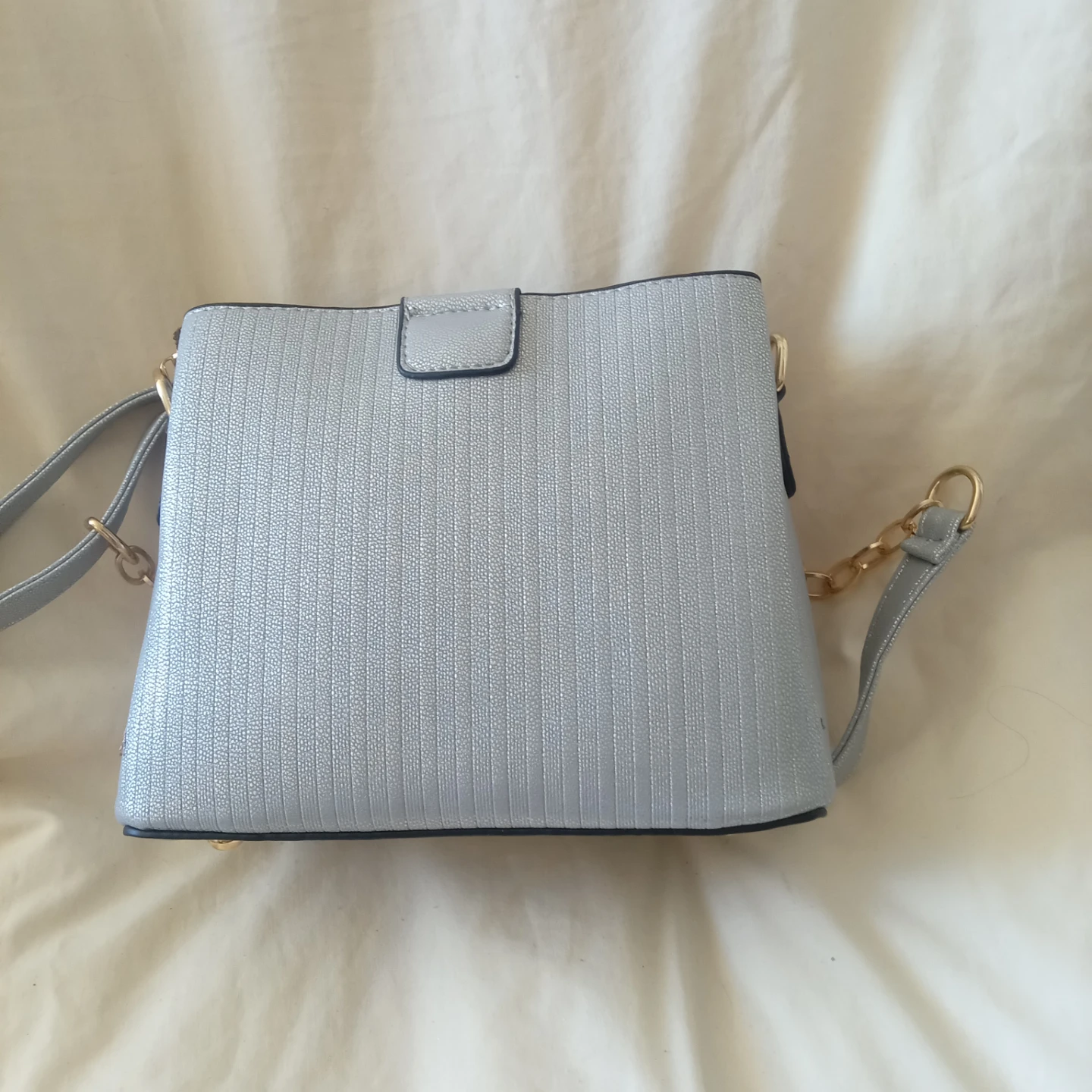 Silver Blue Textured Handbag with Chain Strap - photo 4