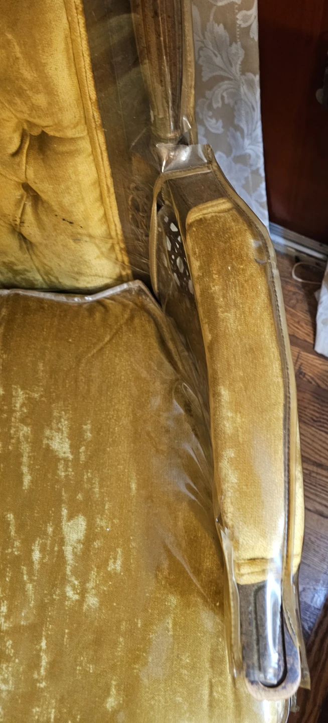 Pair of vintage living room velour armchairs - photo 4