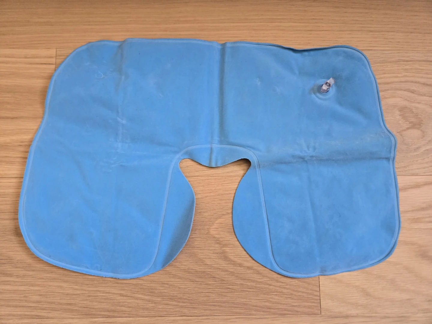 Blue Inflatable Travel Neck Pillow - photo 2