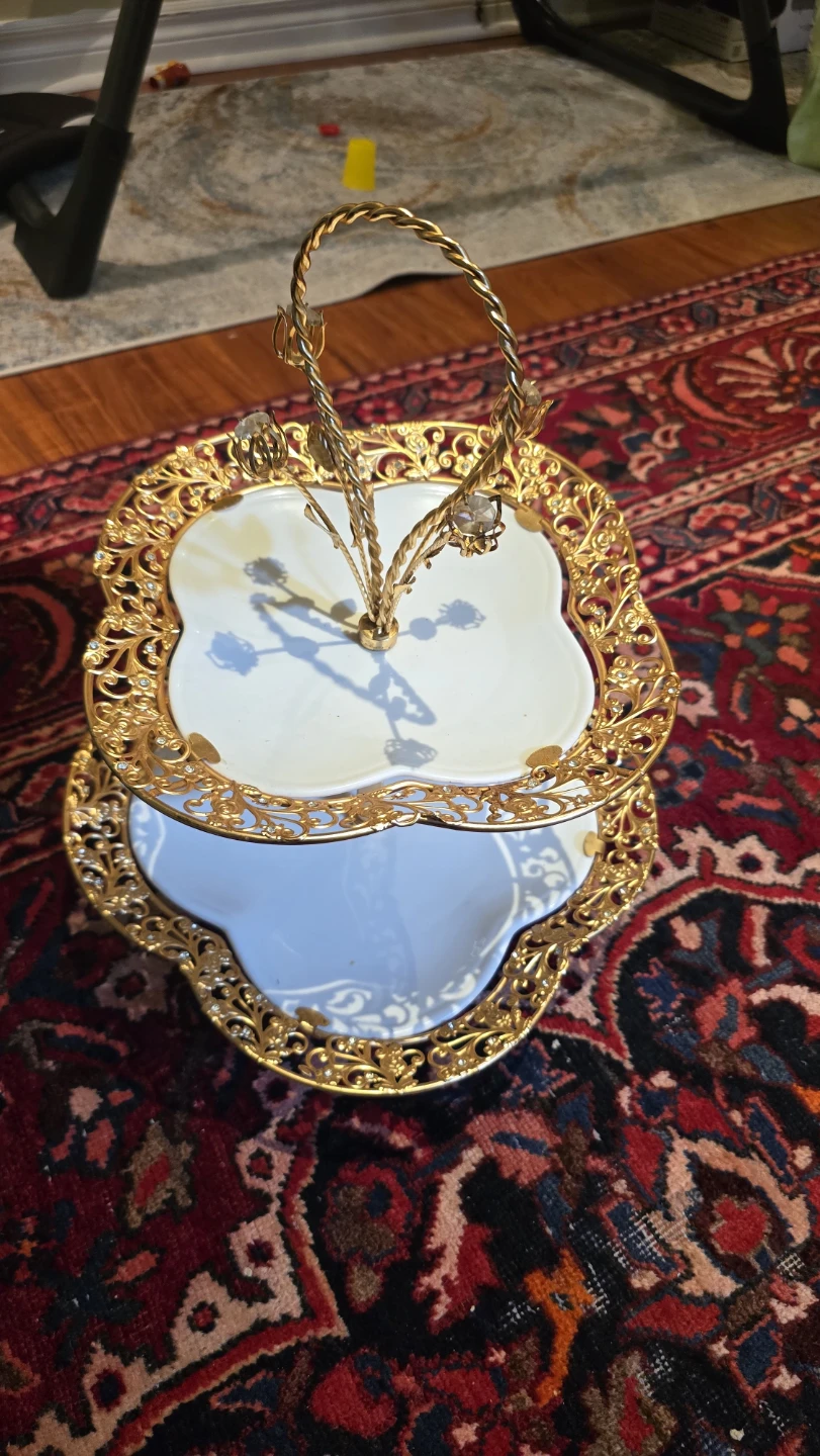 2-Tier Decorative Serving Stand