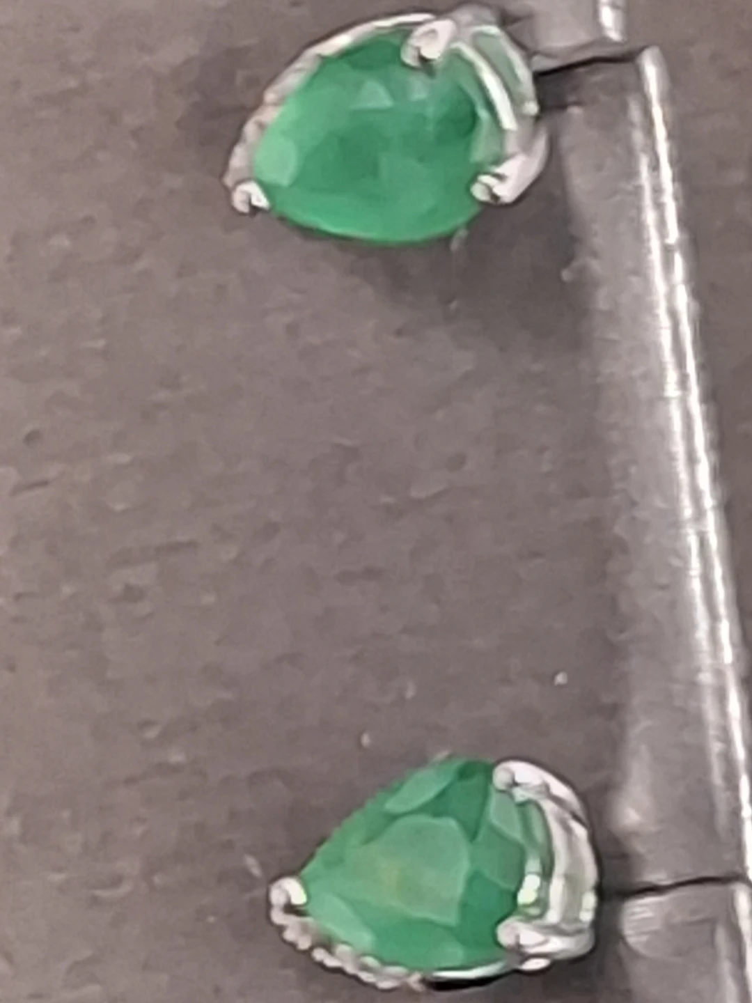 Pear Cut Emerald Stud Earrings - photo 2